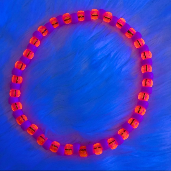 Hand Crafted Jewelry - 🍒 5/$25 🍒 Rave Kandi Pink & Orange Choker